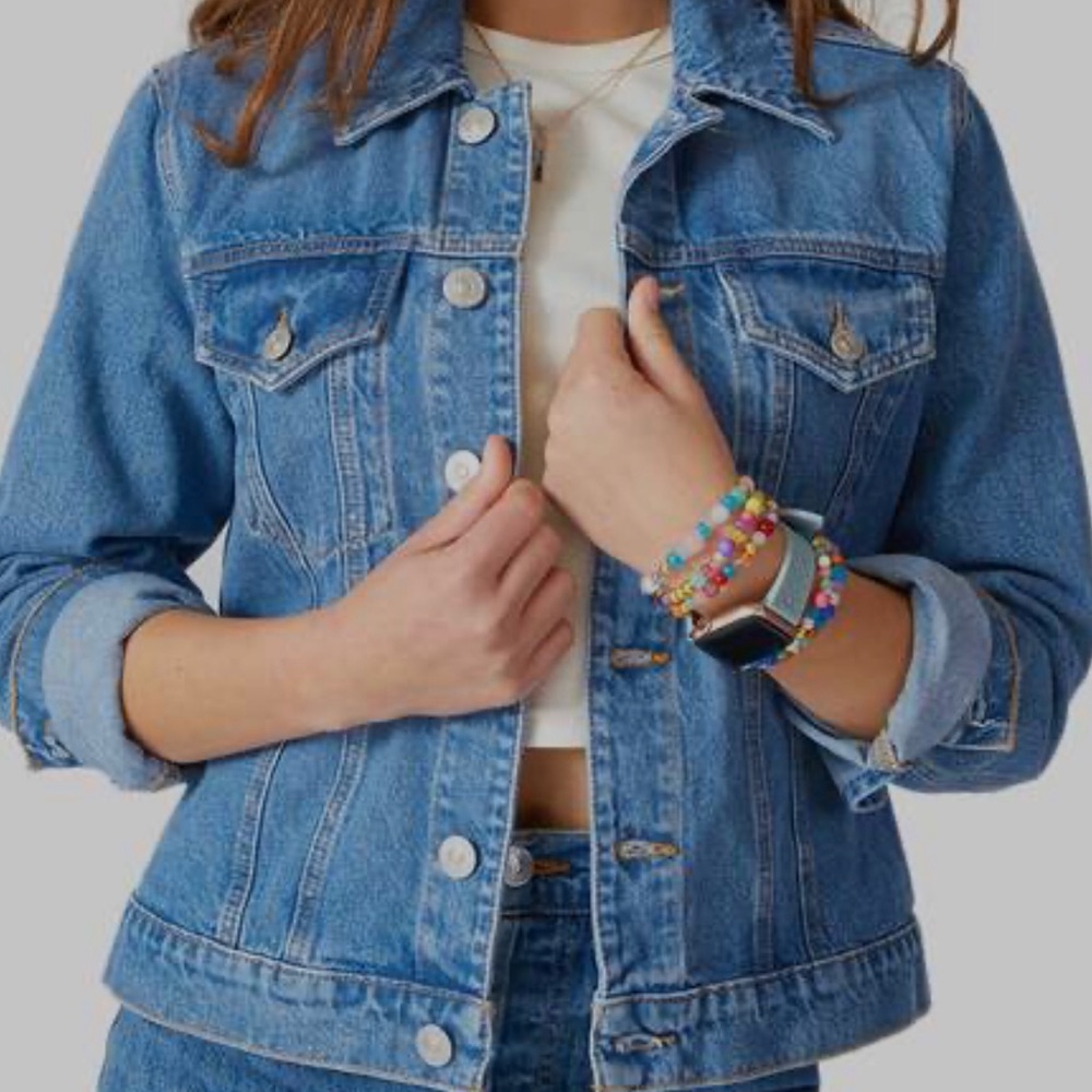 NWT Women’s Hudson Jeans Cropped Jean Jacket Size Small